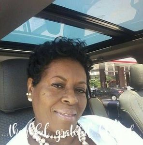 Meet your Posher, Niki